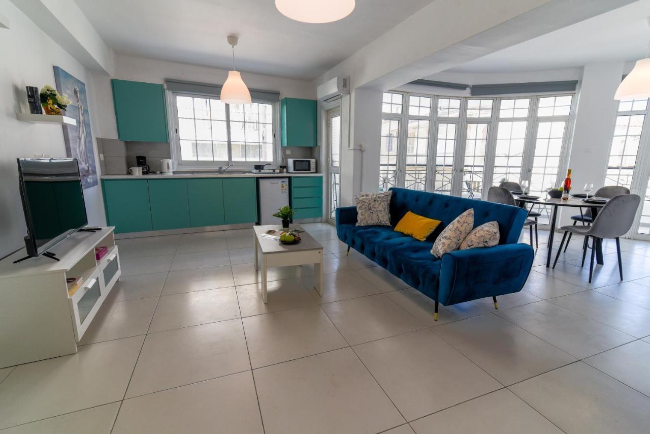 Jana'S 2-Br Apartment In Larnaca Dış mekan fotoğraf